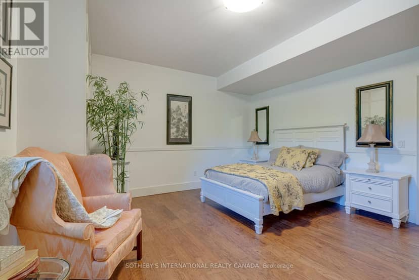 2877 McSherry Lane — photo 38 of 40