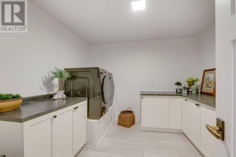 2877 McSherry Lane — photo 40 of 40