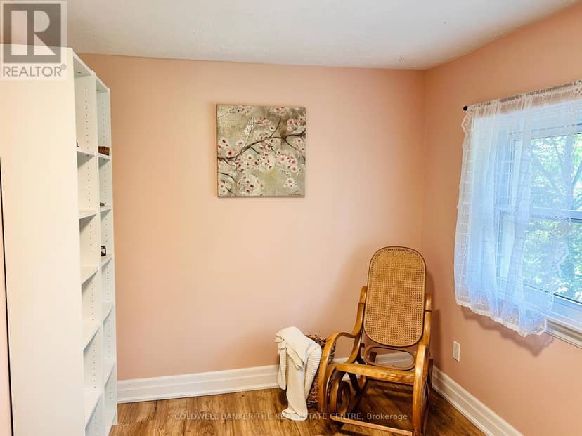 35 Grove Street E — photo 13 of 19