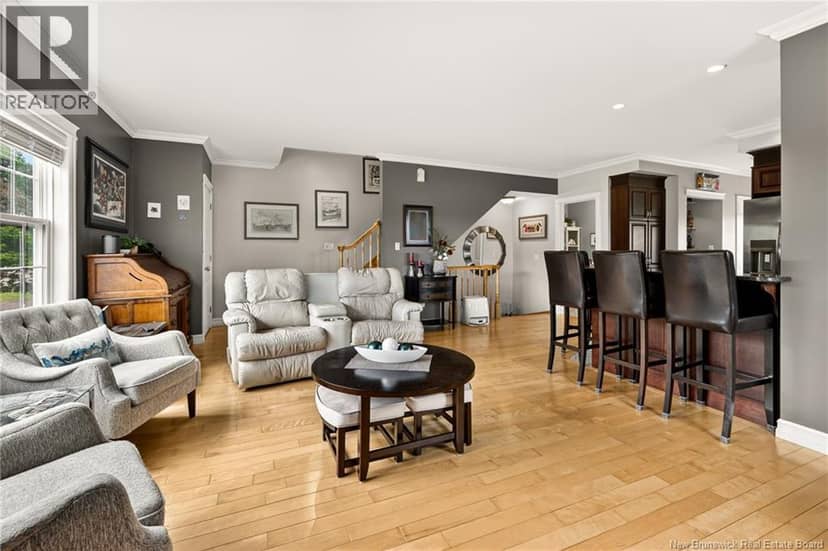 23 Bulman Drive Unit# 4 — photo 7 of 37