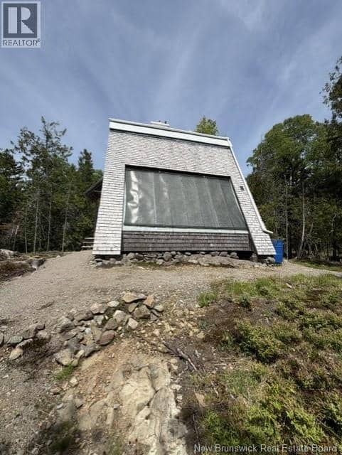 199 Fiander Road — photo 15 of 17