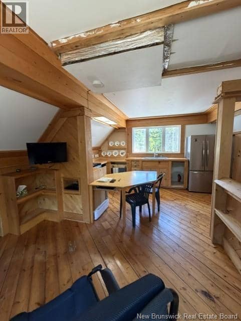 199 Fiander Road — photo 5 of 17