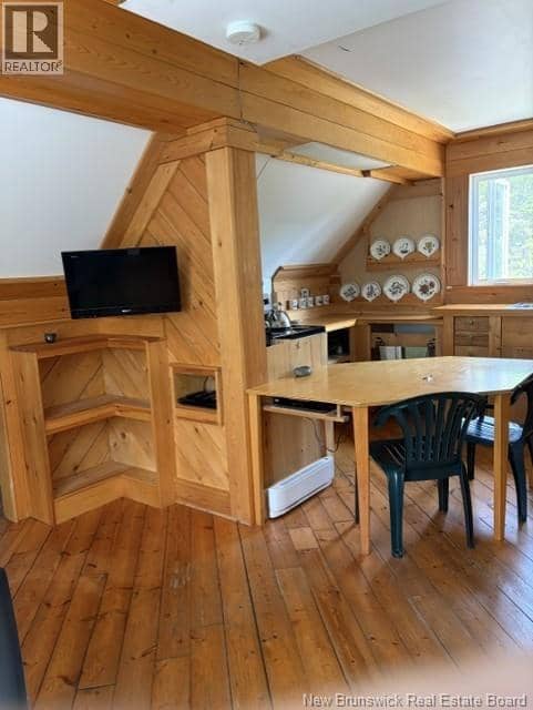199 Fiander Road — photo 13 of 17