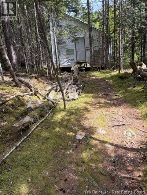 199 Fiander Road — photo 14 of 17