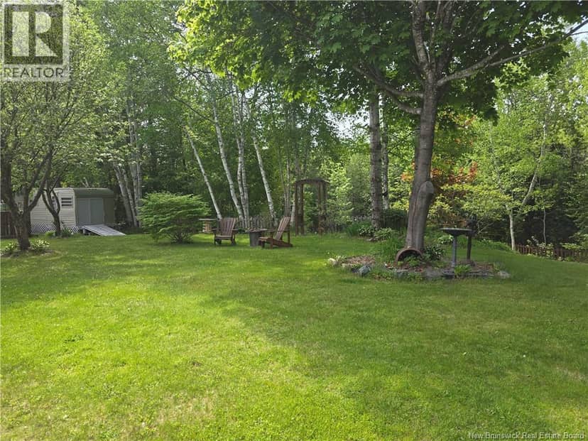 435 Acadie — photo 10 of 40