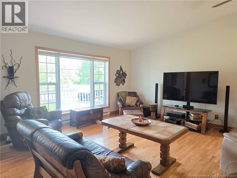 435 Acadie — photo 25 of 40