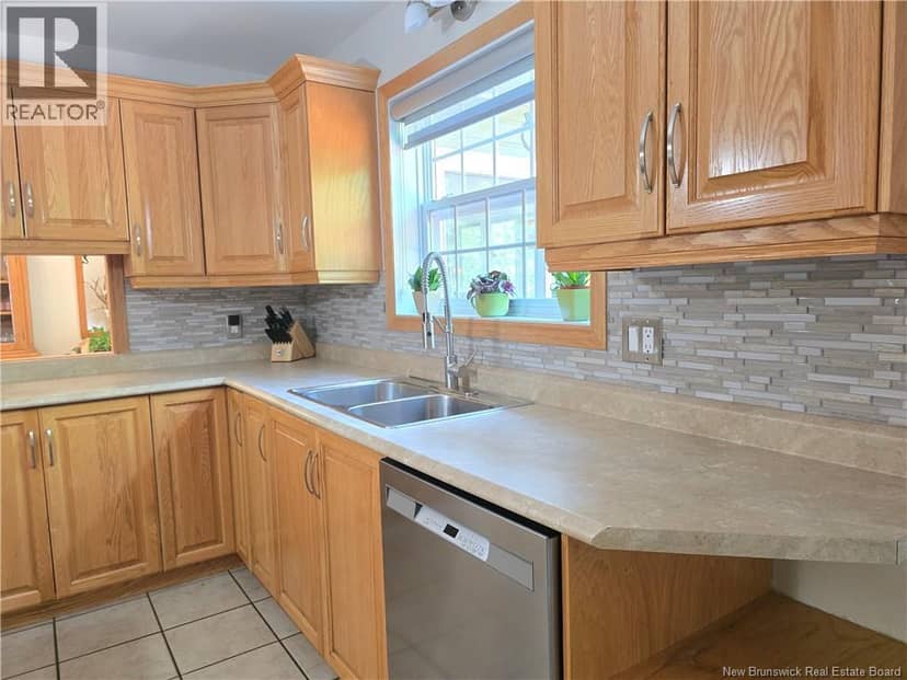 435 Acadie — photo 31 of 40