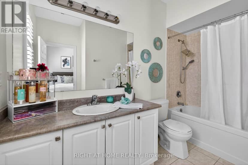 80 Sharpe Crescent — photo 24 of 40