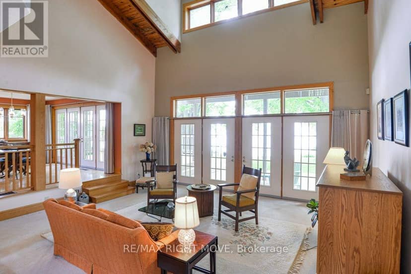3866 Glenrest Drive — photo 14 of 40