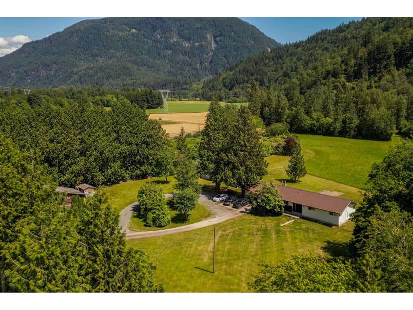 3510 HOT SPRINGS ROAD, Agassiz, Agassiz