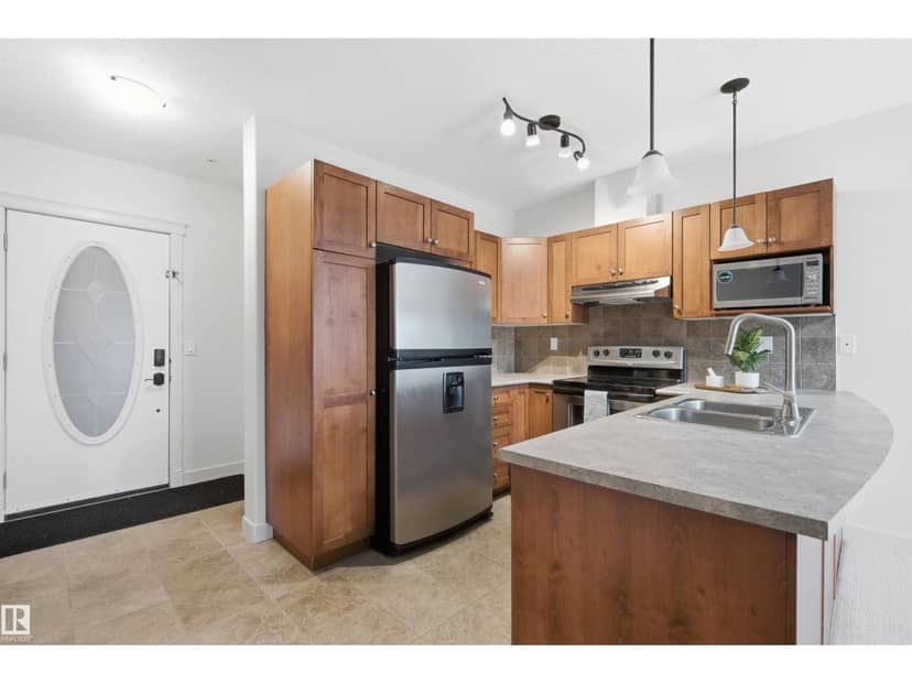 #407 802 12 ST, Cold Lake, photo 2