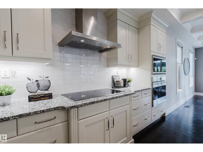 3435 Keswick Bv SW — photo 14 of 40