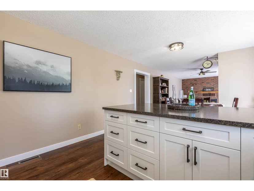 5115 49 AV, Rural Lac Ste. Anne County, photo 8