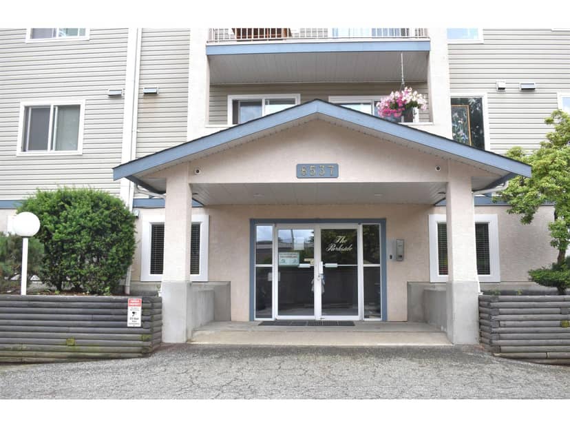 402 8537 YOUNG ROAD, Chilliwack Proper South, Chilliwack