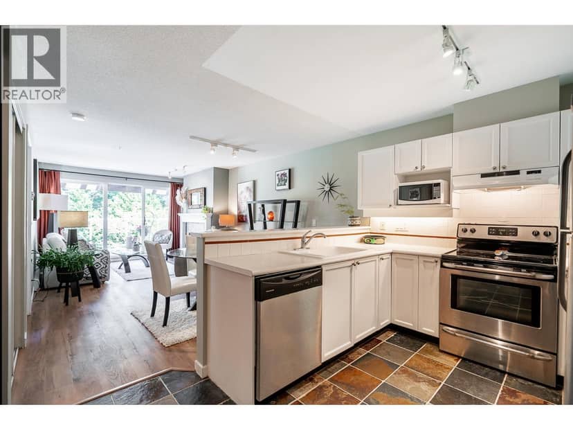 318 1120 TSATSU SHORES DRIVE, Delta, photo 8