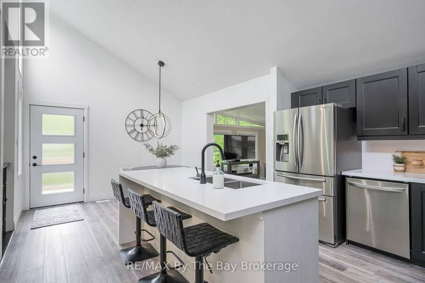 10 Birchwood Trail — photo 12 of 40
