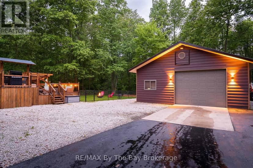 10 Birchwood Trail — photo 2 of 40