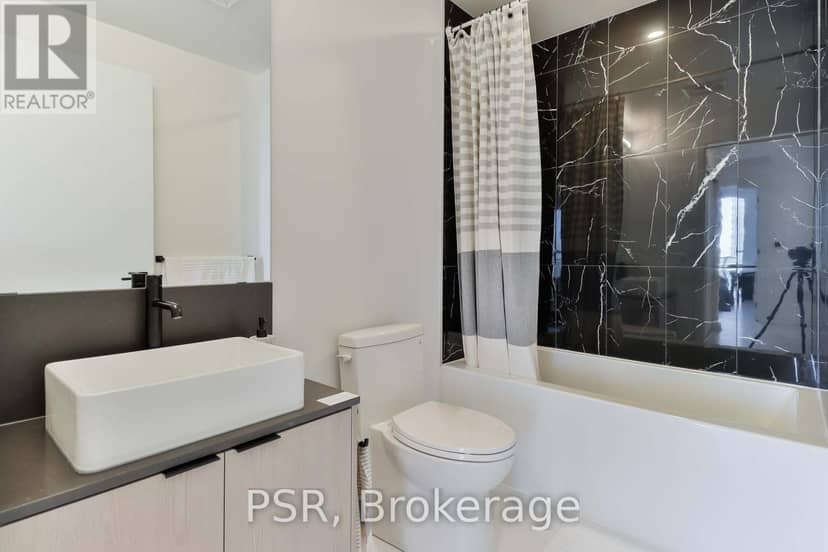 1510 - 1285 Dupont Street — photo 6 of 40