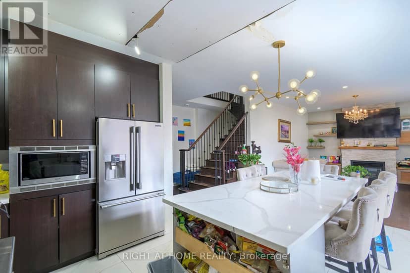 247 Rowe Terrace — photo 9 of 40
