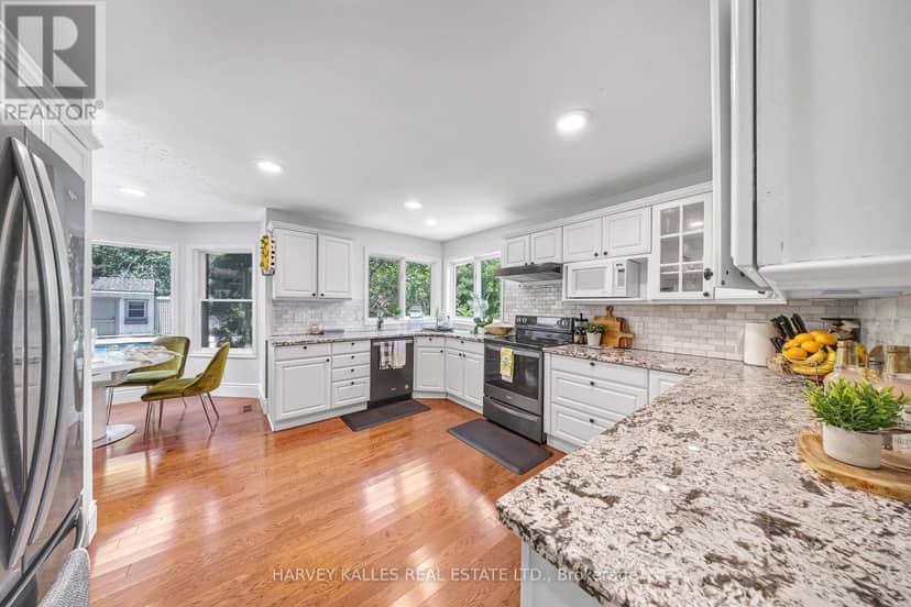 20511 Main Street — photo 10 of 40