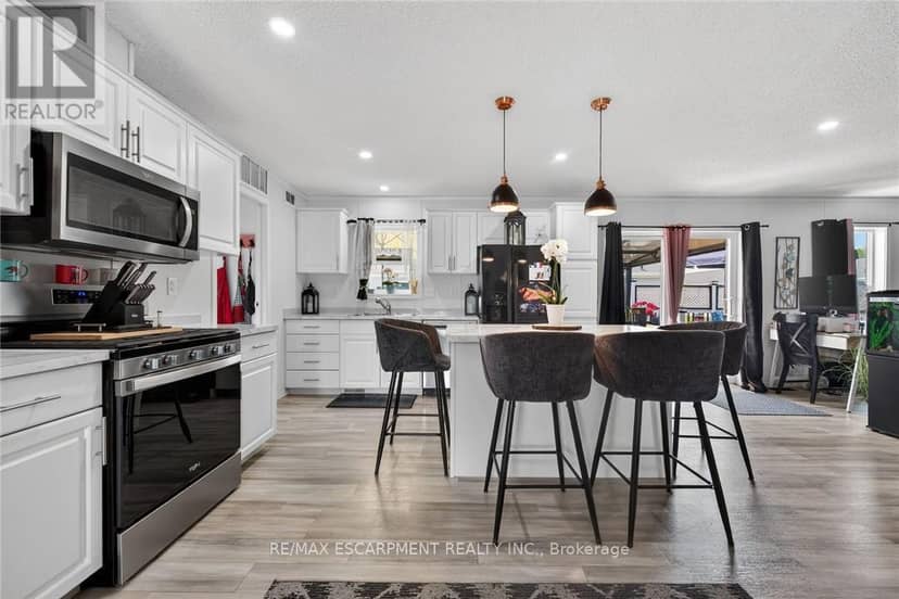 29 Hickory Hollow — photo 8 of 40