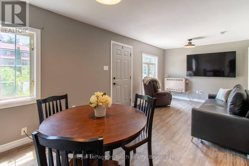 78 King Rd — photo 21 of 27