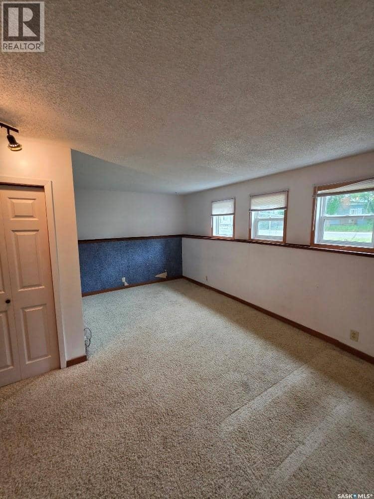 515 St John STREET — photo 13 of 20