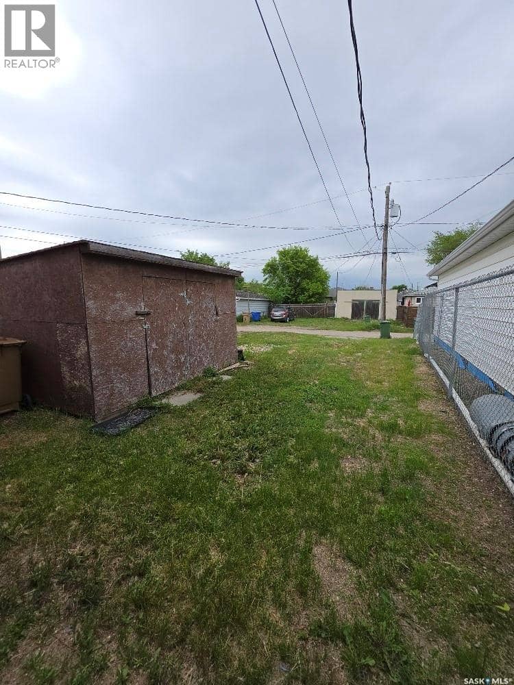 515 St John STREET — photo 20 of 20