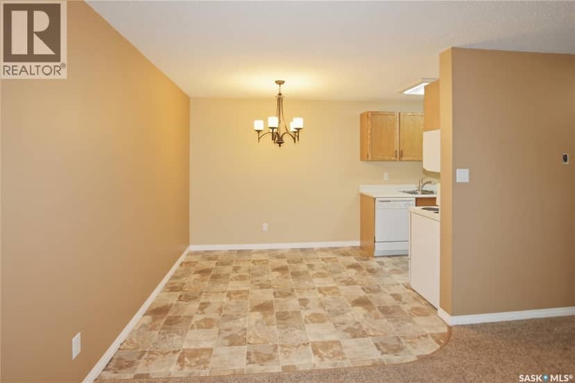 205 1130 9th AVENUE NE, Swift Current, photo 4