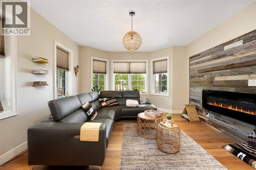658 Talbot STREET East — photo 17 of 40