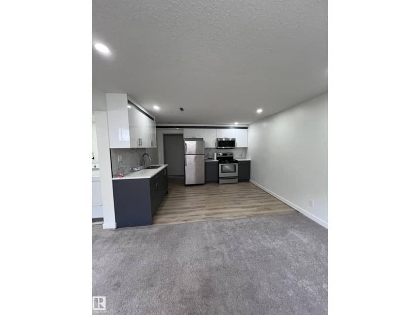 11911 133 AV NW — photo 22 of 37