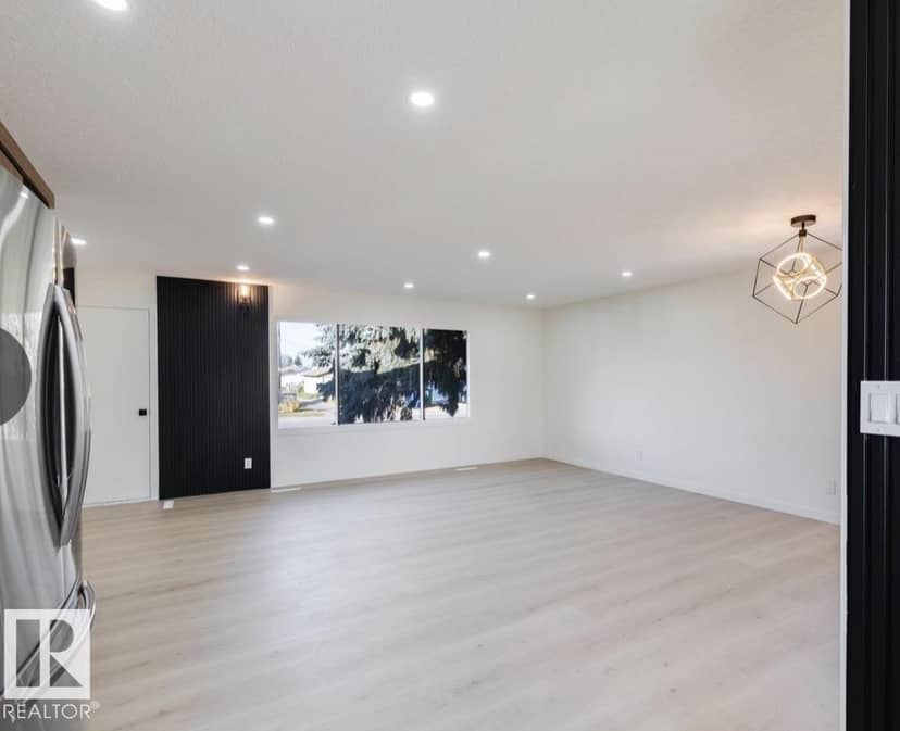 11911 133 AV NW, Edmonton, photo 6