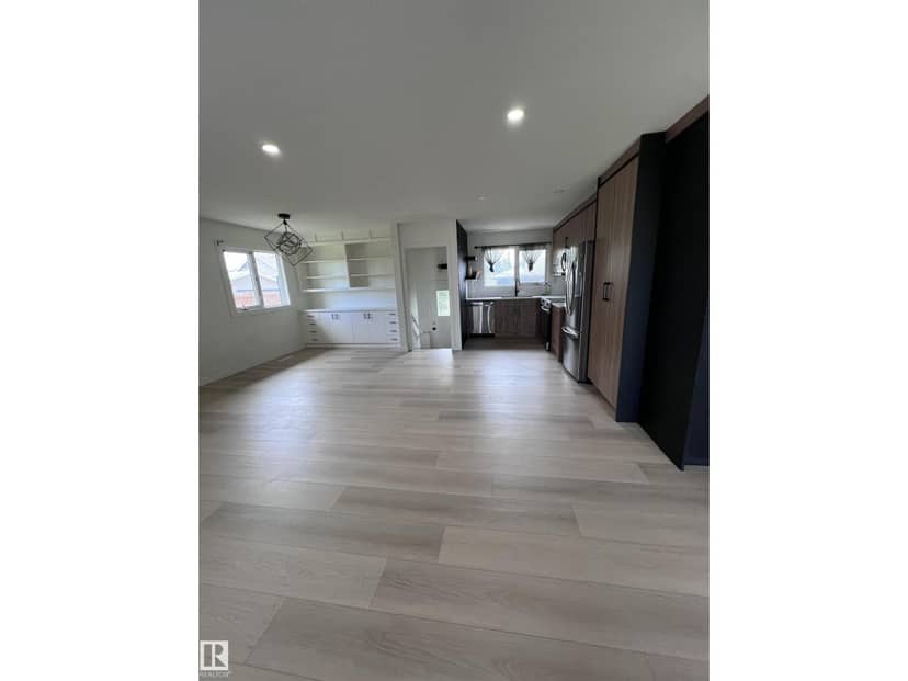 11911 133 AV NW, Edmonton, photo 5