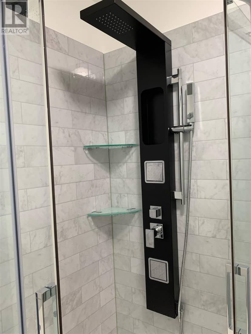 18 McKinley AVE — photo 14 of 35