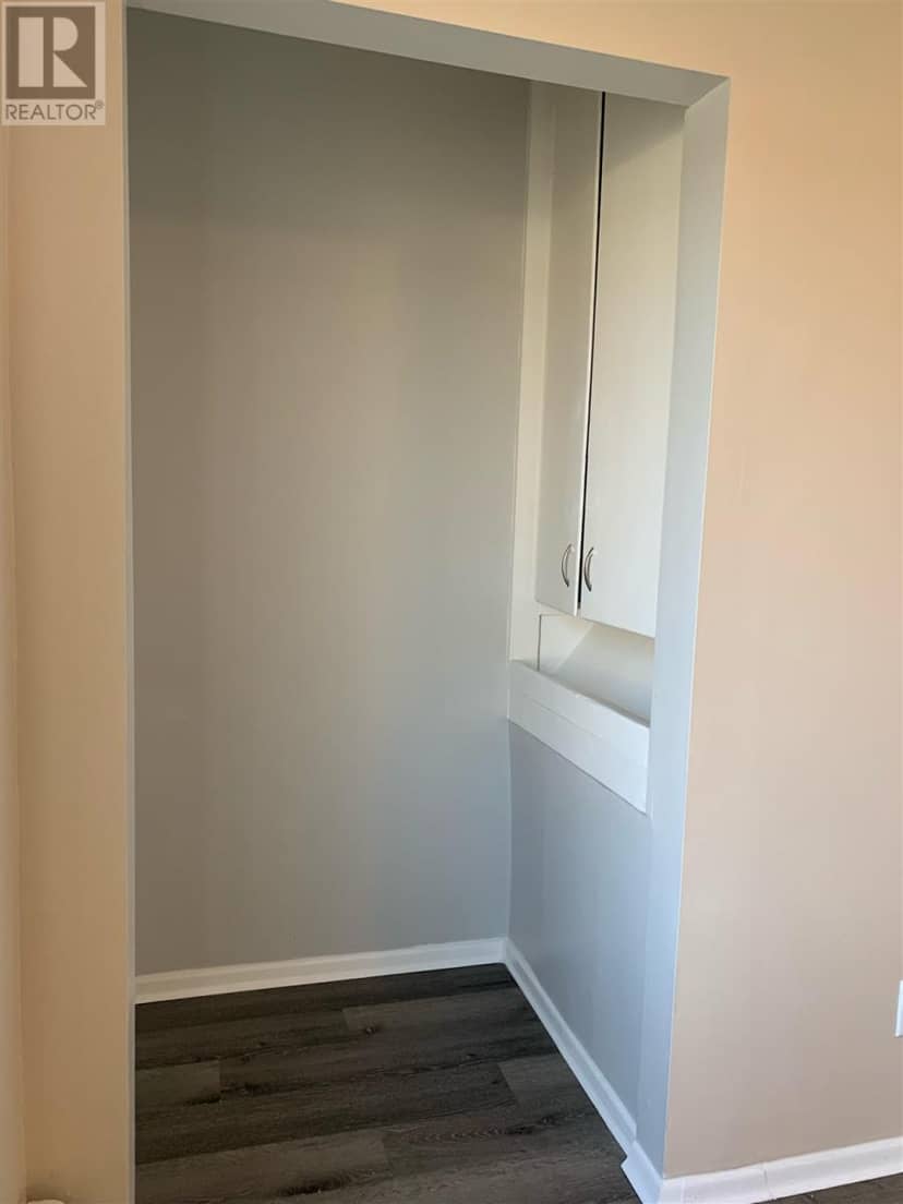 18 McKinley AVE — photo 4 of 35