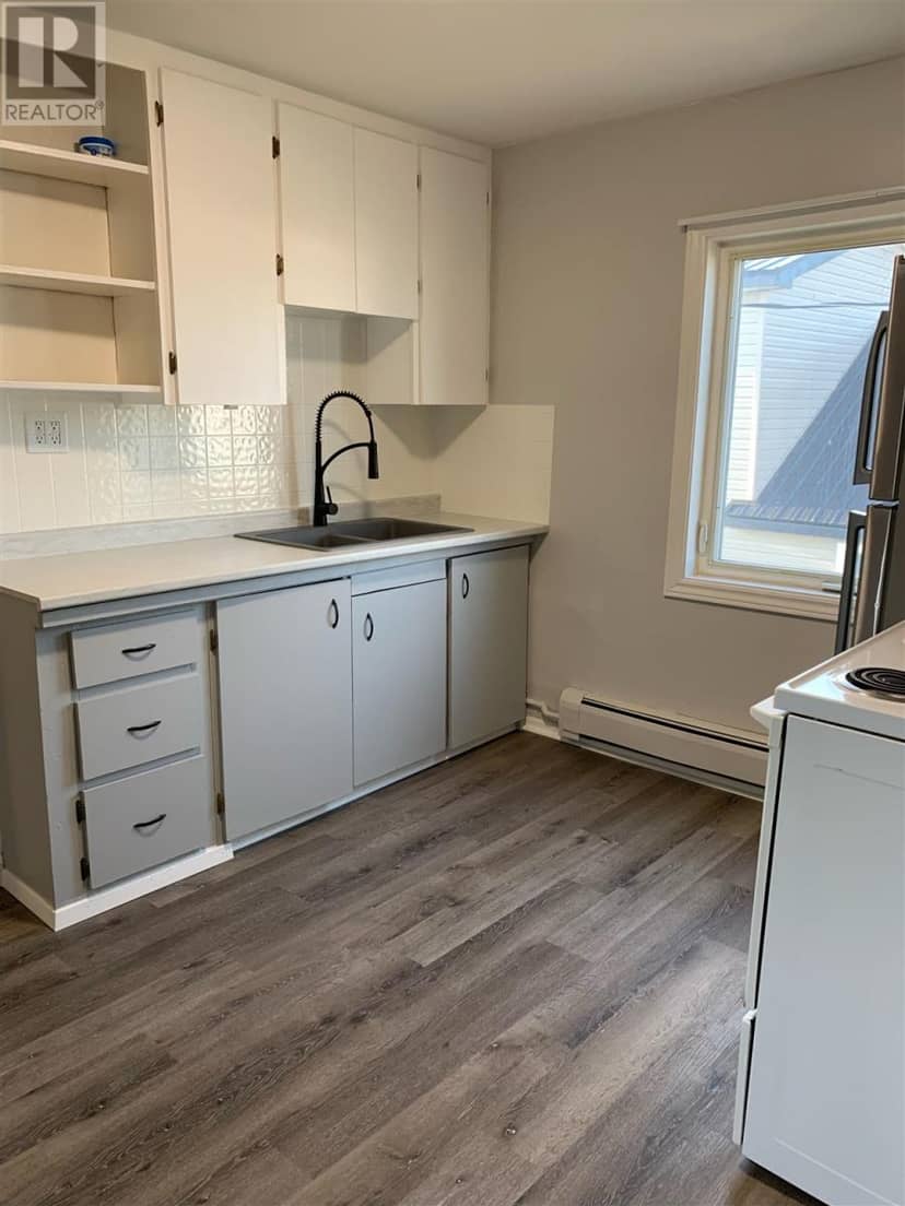 18 McKinley AVE — photo 8 of 35