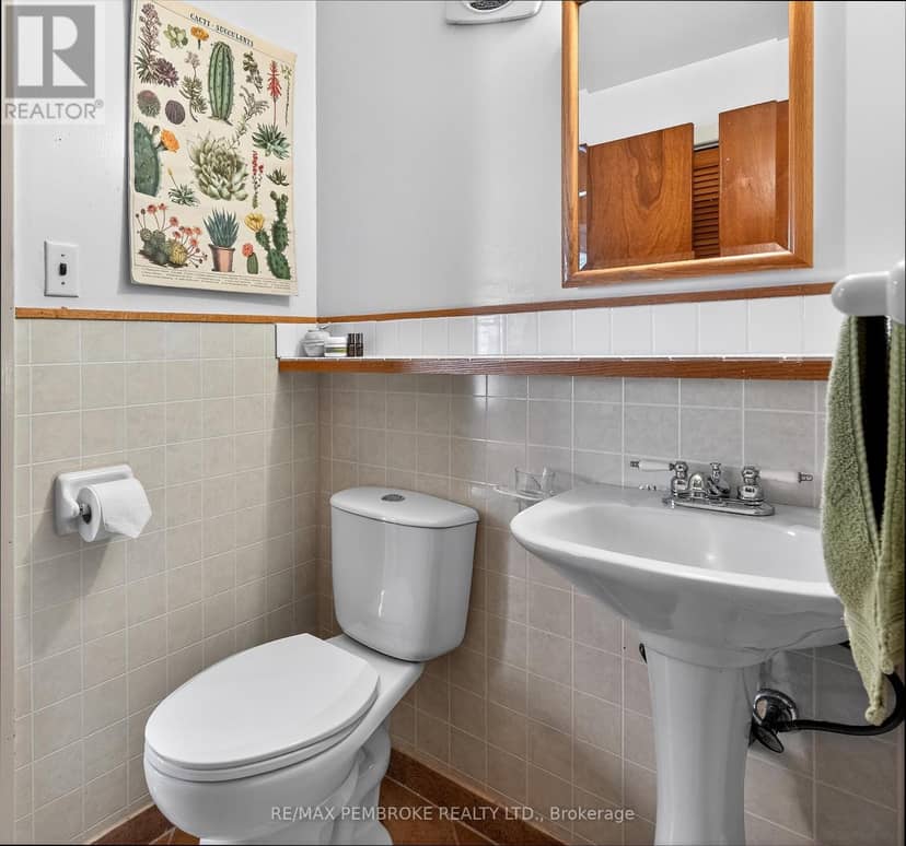 98 Glendale Avenue — photo 33 of 34