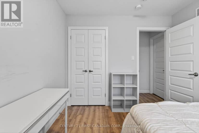 9 - 807 Kleinburg Drive — photo 13 of 23