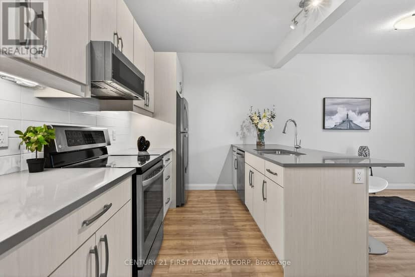 9 - 807 Kleinburg Drive — photo 6 of 23