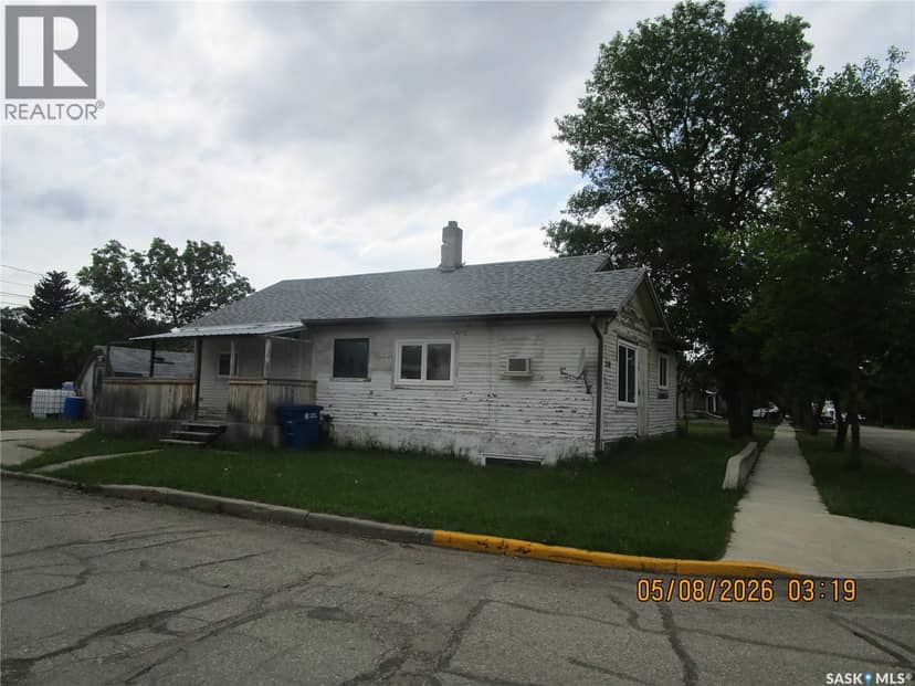 330 2nd Avenue E — photo 20 of 20