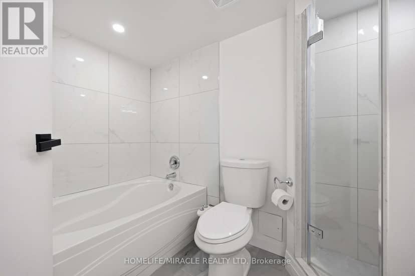 405 - 5 Rowntree Road — photo 37 of 40