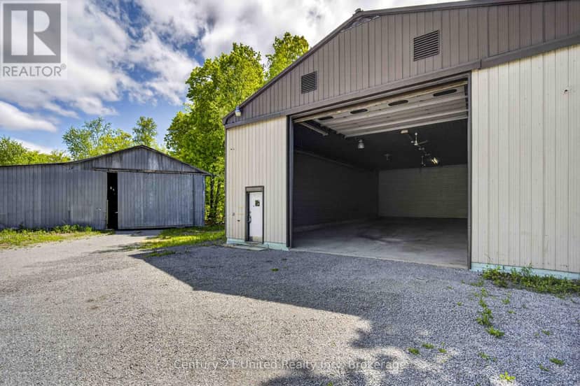 832 Northey's Bay Road — photo 11 of 40