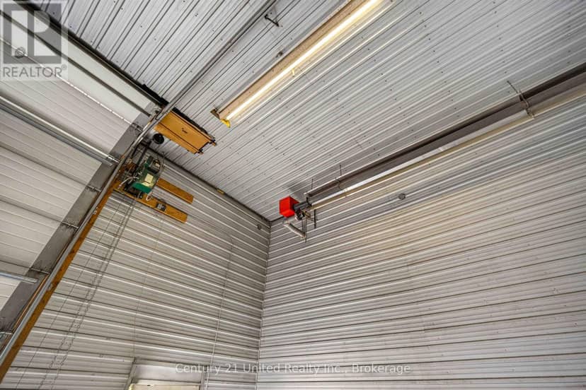 832 Northey's Bay Road — photo 13 of 40