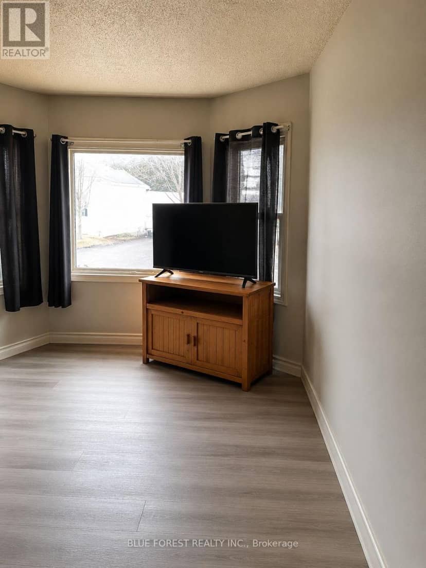 23 Barnes Street — photo 9 of 28