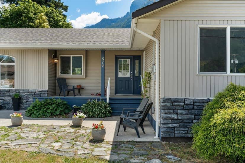 574 PARK STREET, Hope, Hope, photo 5