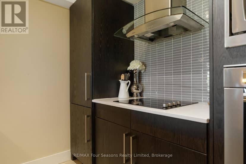 5109/5111 - 9 Harbour Street E, Collingwood, photo 6