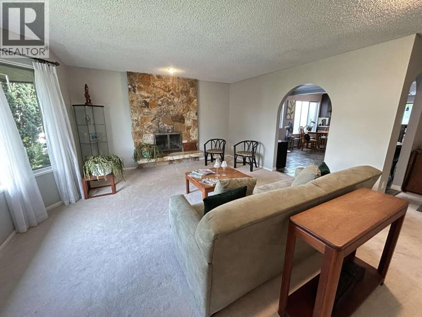7560 WATERTON DRIVE, Richmond, photo 3