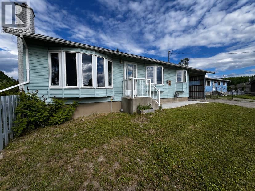 430 ENDAKO PLACE, Fraser Lake