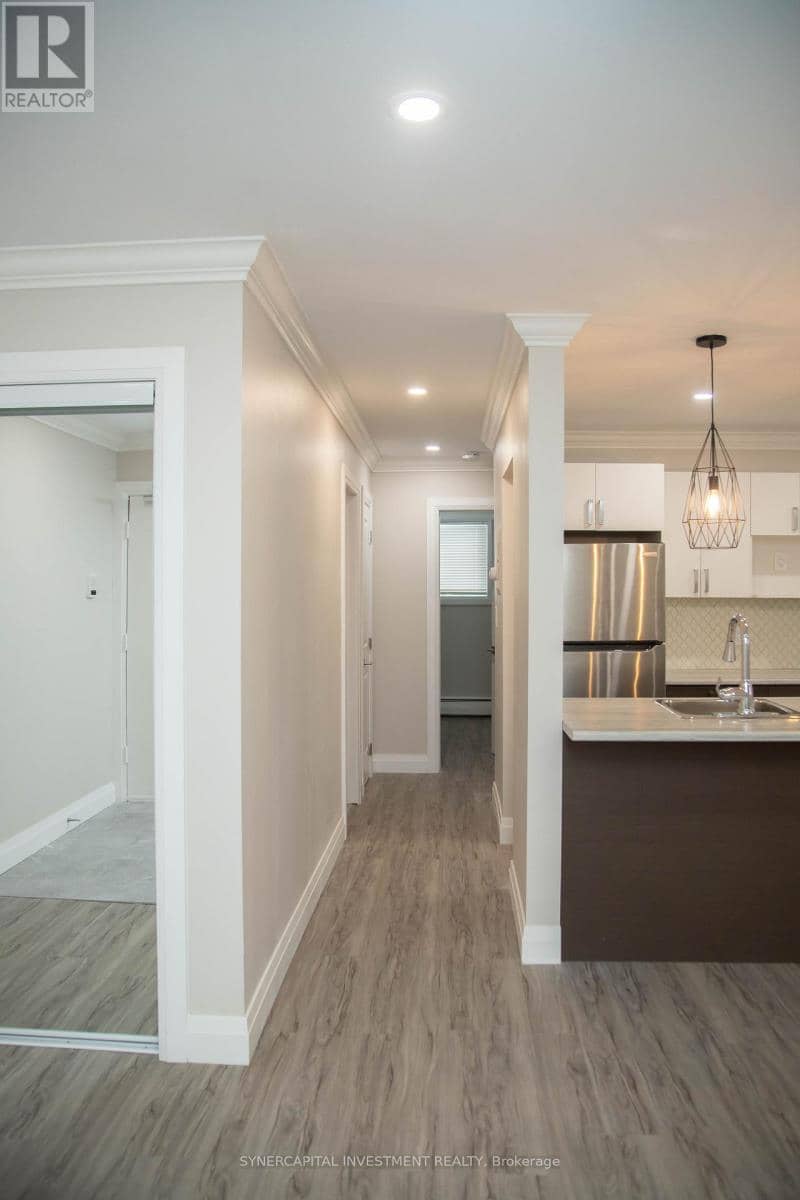 125 - 145 - 165 - 185 Catherine Street — photo 18 of 40