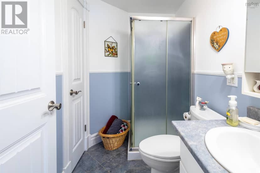 507 King Street — photo 23 of 40